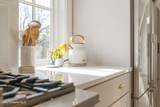 807 6th St - Photo 20