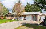 2450 Ridgeview Dr - Photo 2