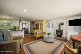 16761 Pinewood Way - Photo 4