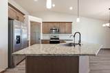 670 Valley St - Photo 18