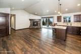 586 Fairway Dr - Photo 16