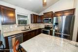 586 Fairway Dr - Photo 17