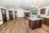 586 Fairway Dr - Photo 19