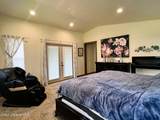 6637 Little Joe Rd - Photo 15