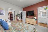 930 Railroad Ave - Photo 16