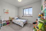 930 Railroad Ave - Photo 22