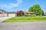 536 Cloverleaf Dr - Photo 1