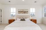 807 6th St - Photo 45