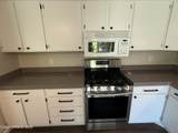 1223 Superior - Photo 10