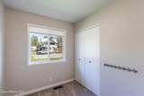 1223 Superior - Photo 19