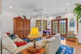 11004 Rock Cliff Ct - Photo 32