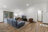 936 Valley St - Photo 10