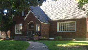 910 Sherman Ave - Photo 1