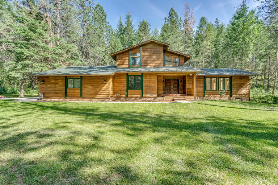 5999 Roger Dr - Photo 1