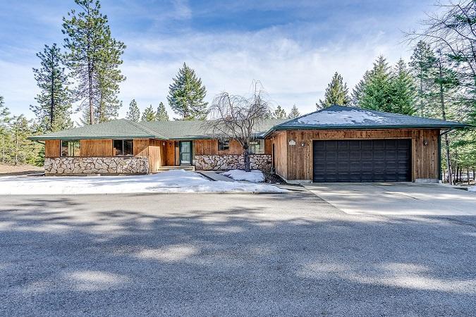 8075 Highland Dr - Photo 1