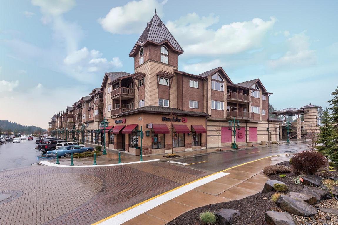 2051 Main St - Photo 1
