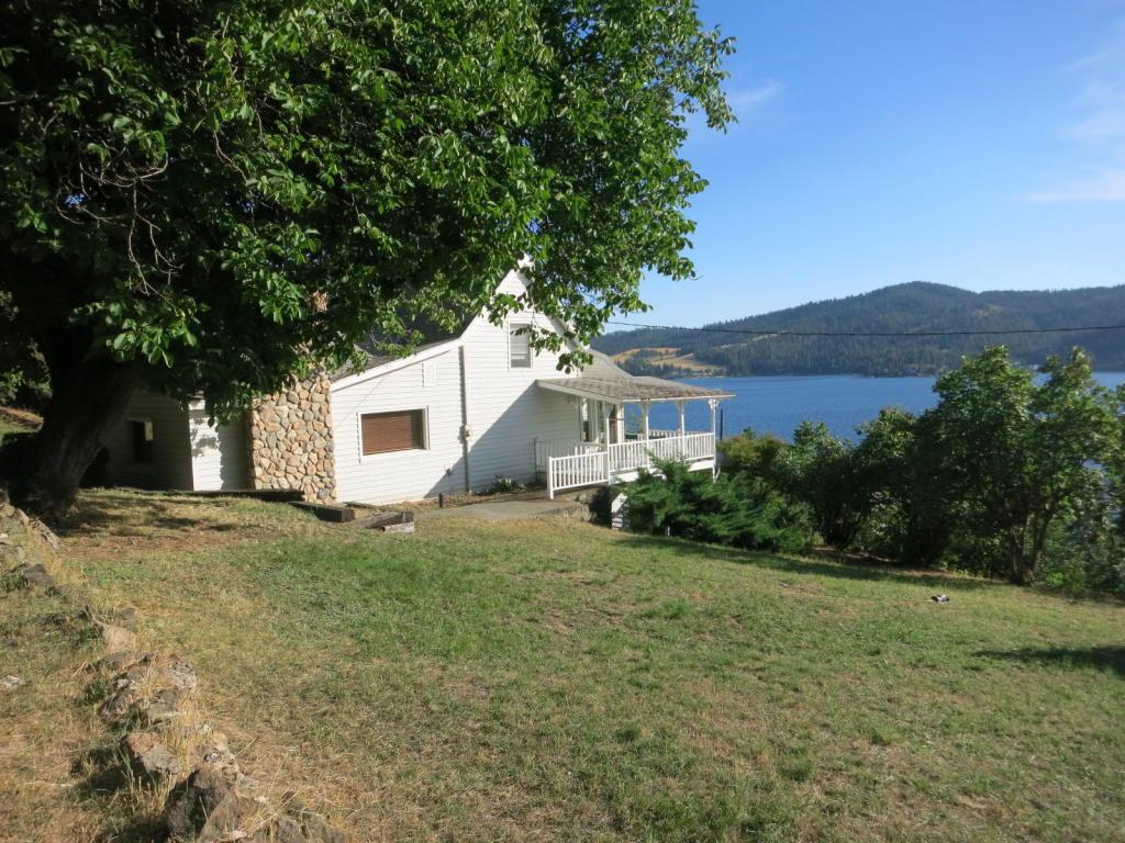 104 Terrace Ct - Photo 1