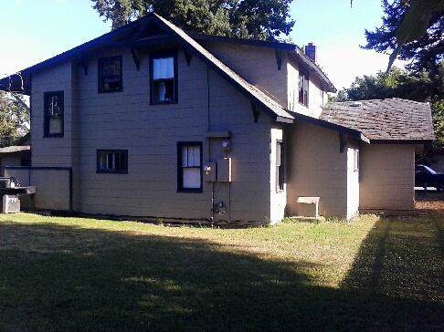 1503 Elm Ave - Photo 1