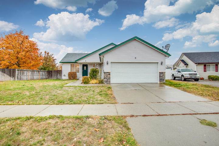 8901 Torrey Ln - Photo 1