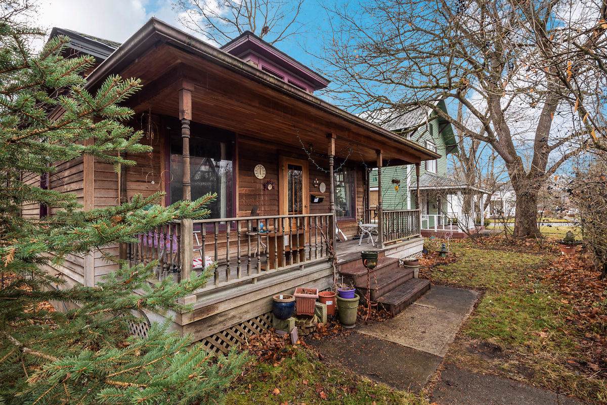 508 E Garden Ave - Photo 1