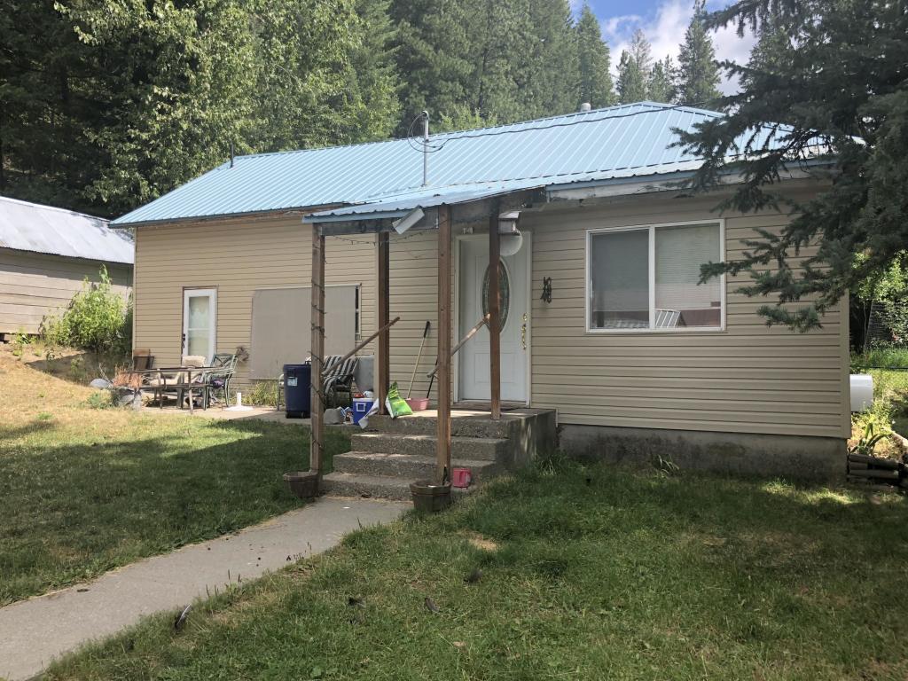 689 Burke Rd - Photo 1