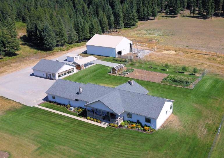 828 Fork Eagle Creek Rd - Photo 1