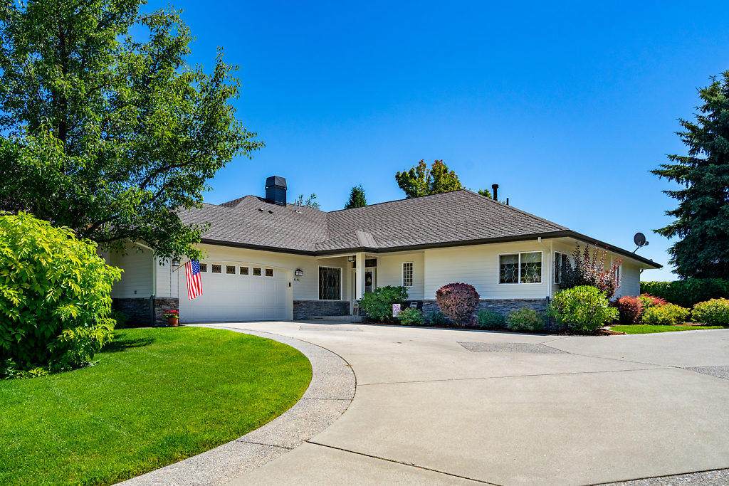 4140 Inverness Dr - Photo 1