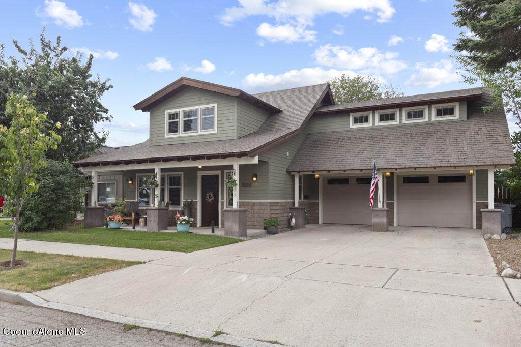 1205 Lake St - Photo 1