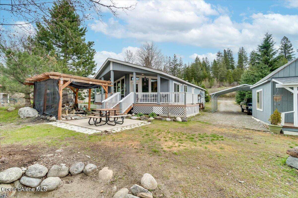 6849 Maine St - Photo 1