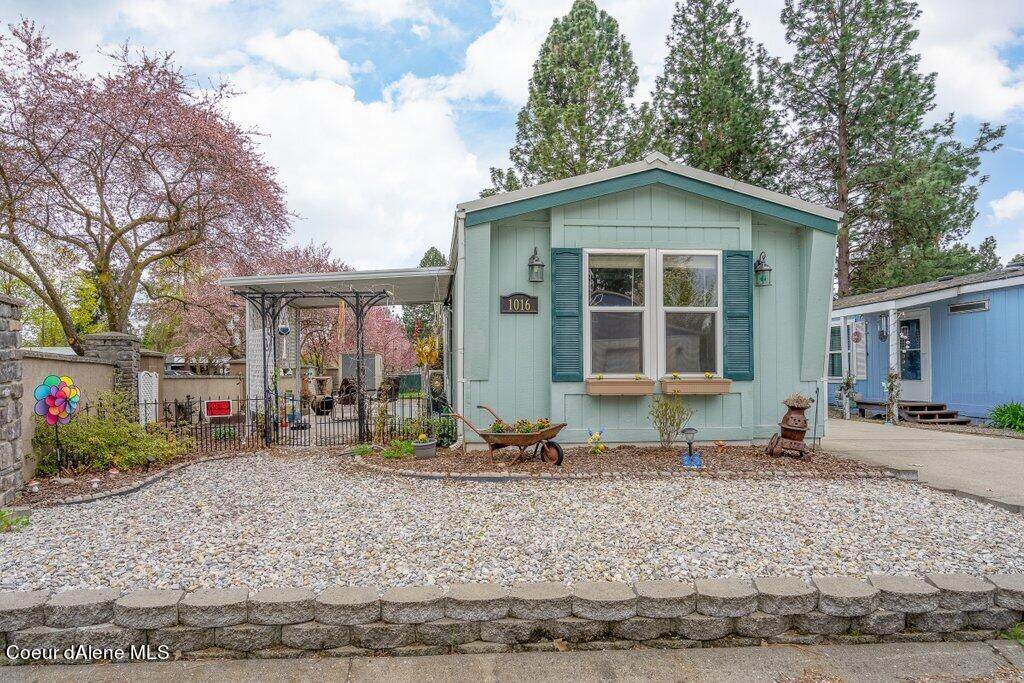 1016 Reone St - Photo 1