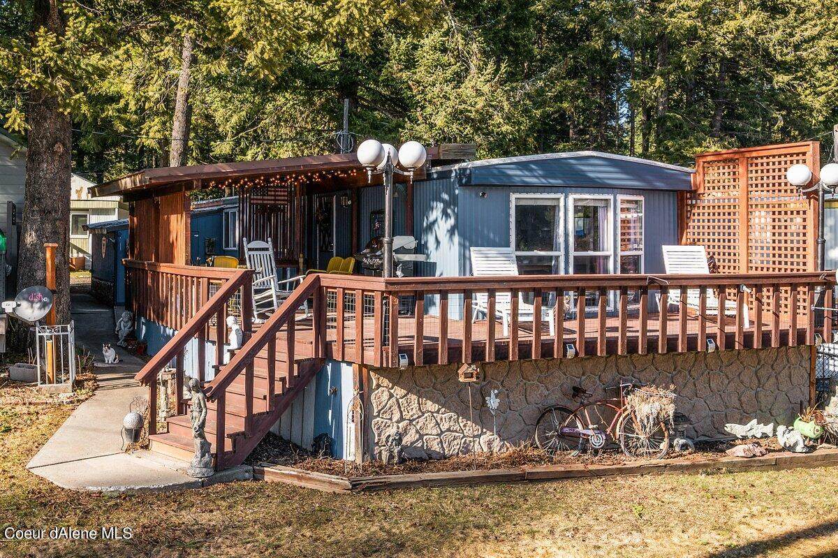 7562 Spirit Lake Rd - Photo 1