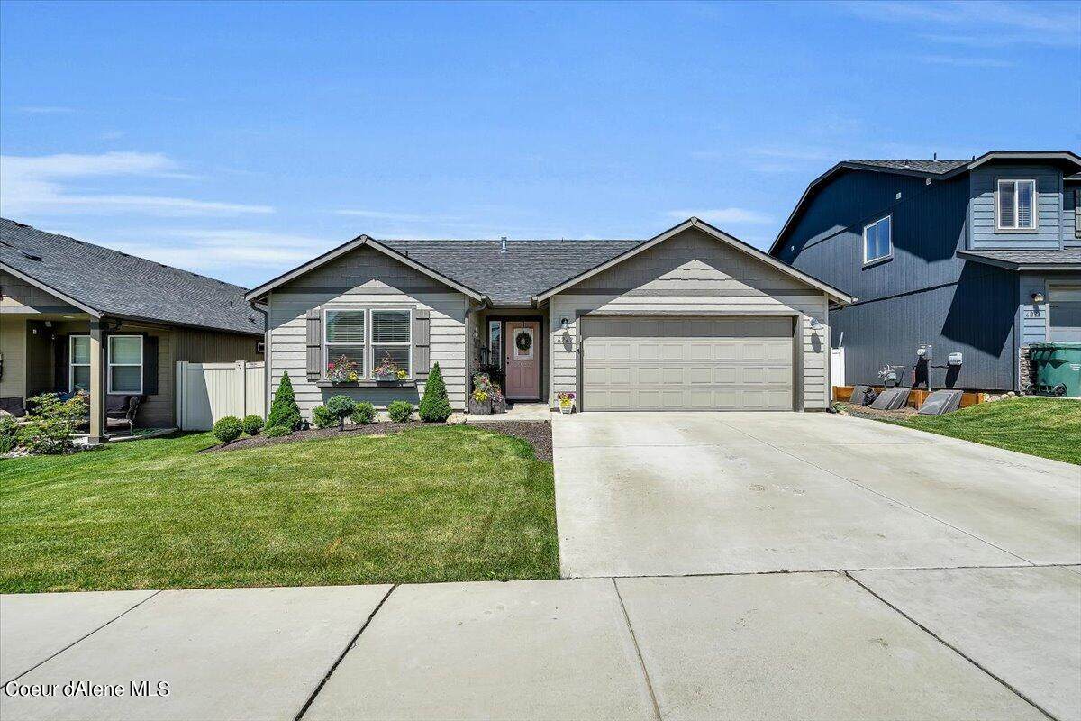 6247 Alliance St - Photo 1