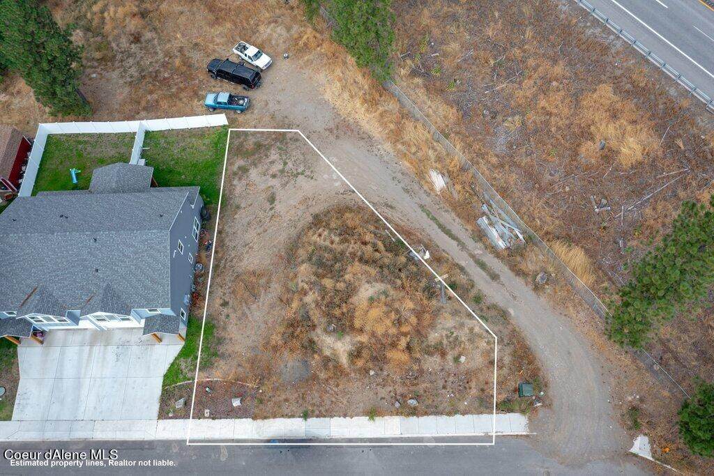 1915 Montana Ave - Photo 1