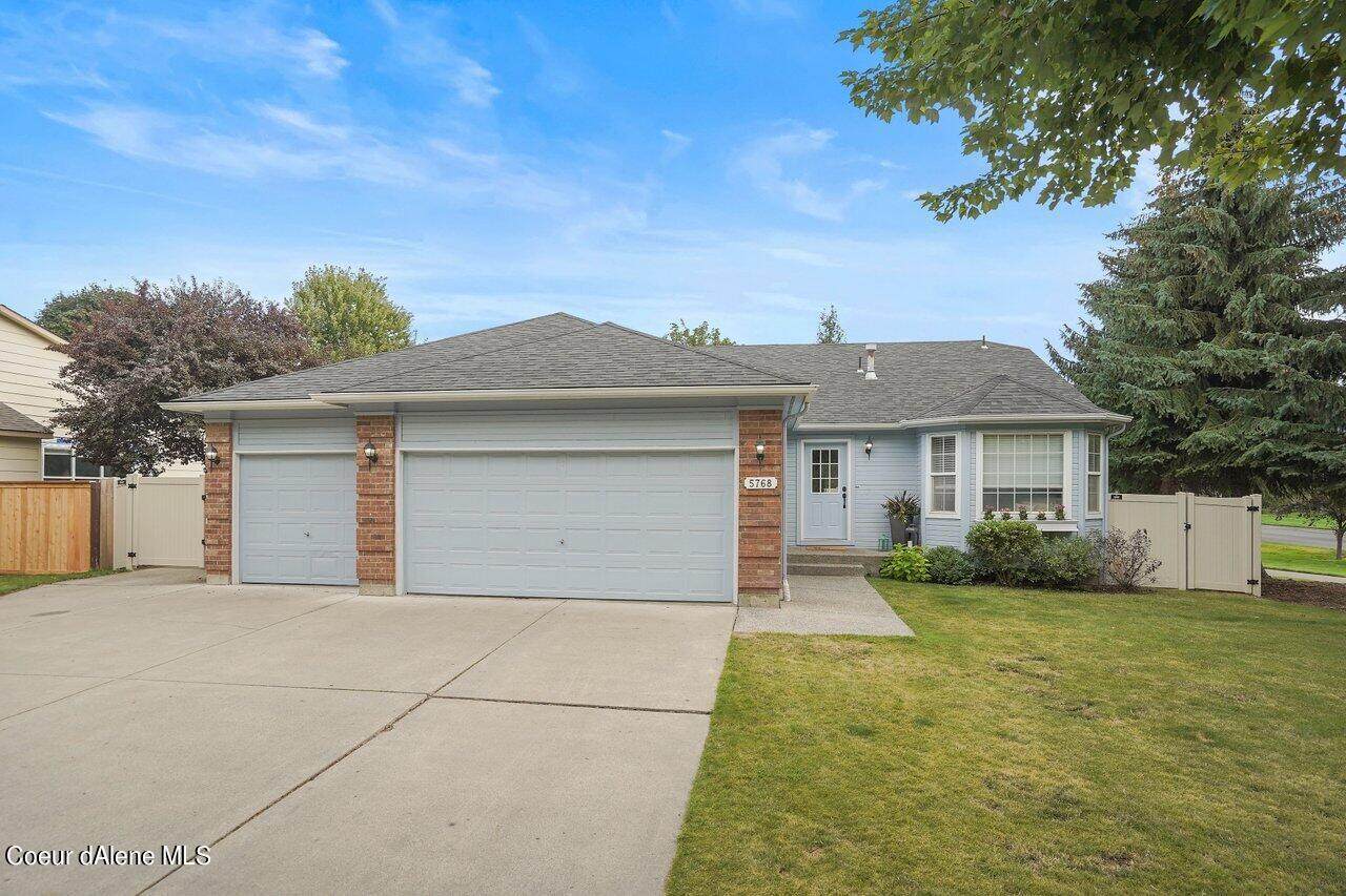 5768 Toulon Dr - Photo 1