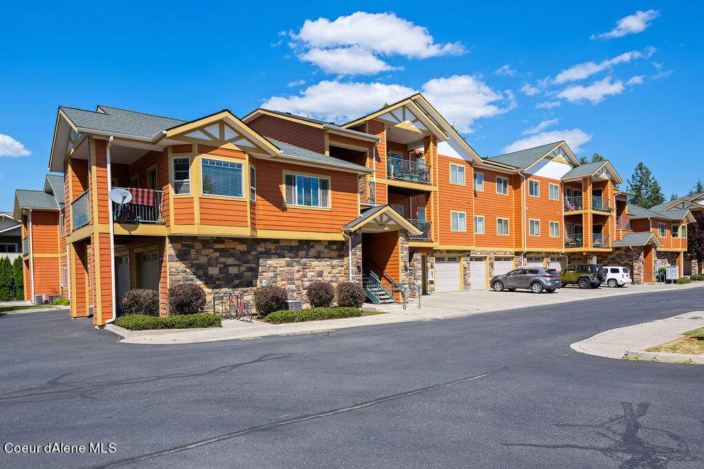6850 Spurwing Loop - Photo 1