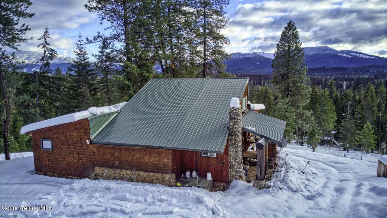 3963 Gleason Mcabee Falls Rd - Photo 1