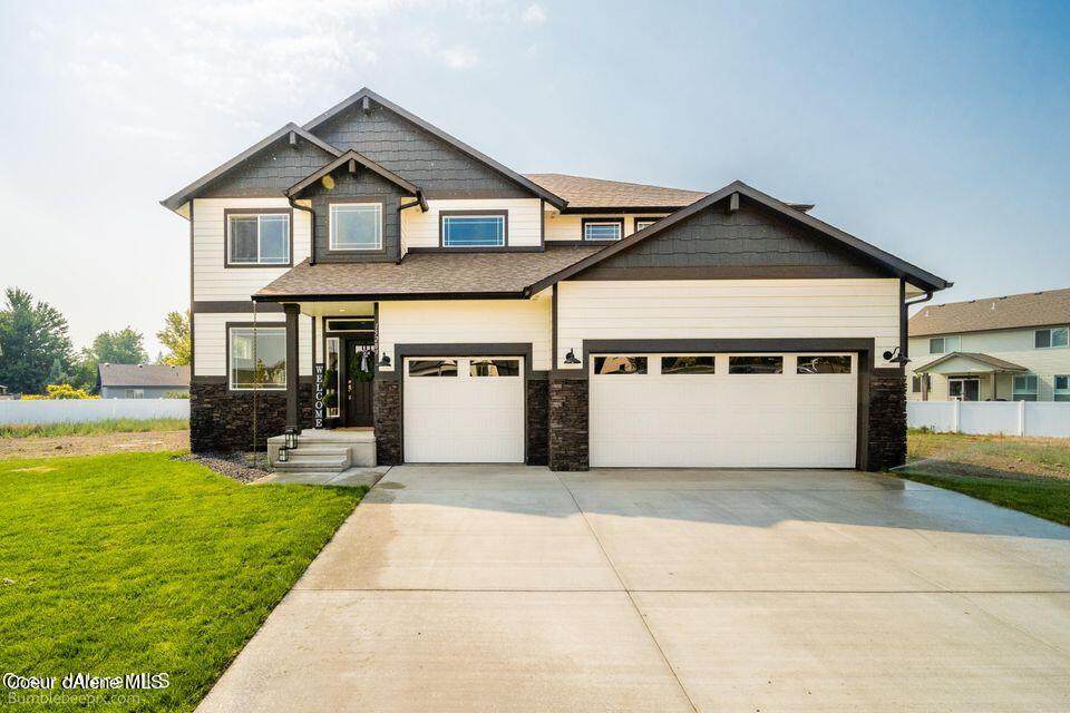 15289 Liane Ln - Photo 1