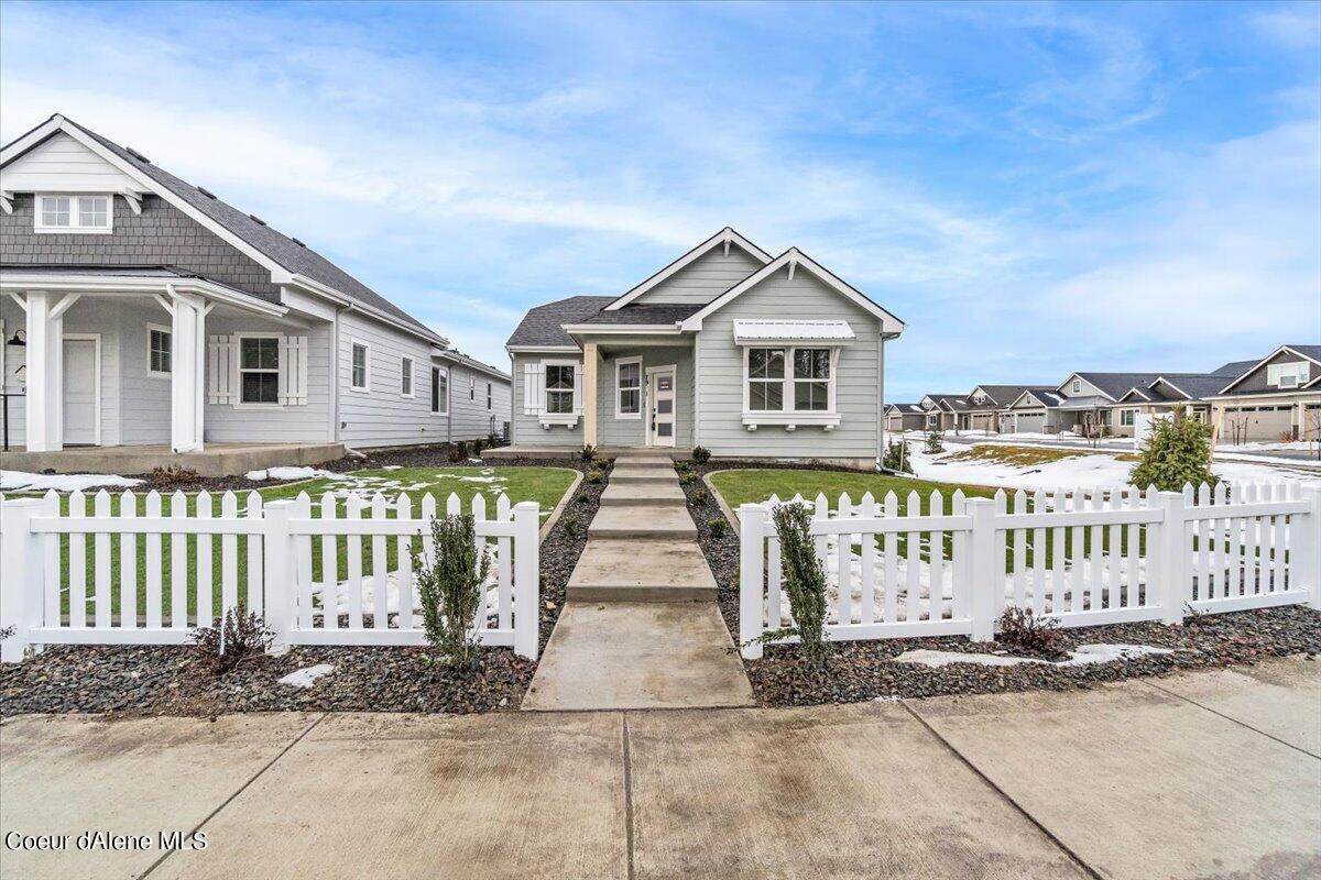 7991 Girard Cir - Photo 1