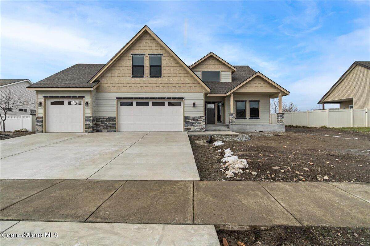 7439 Fairborne Ln - Photo 1