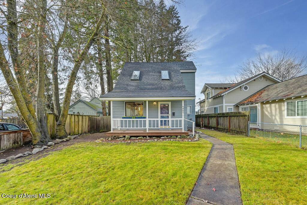 1007 6TH St - Photo 1