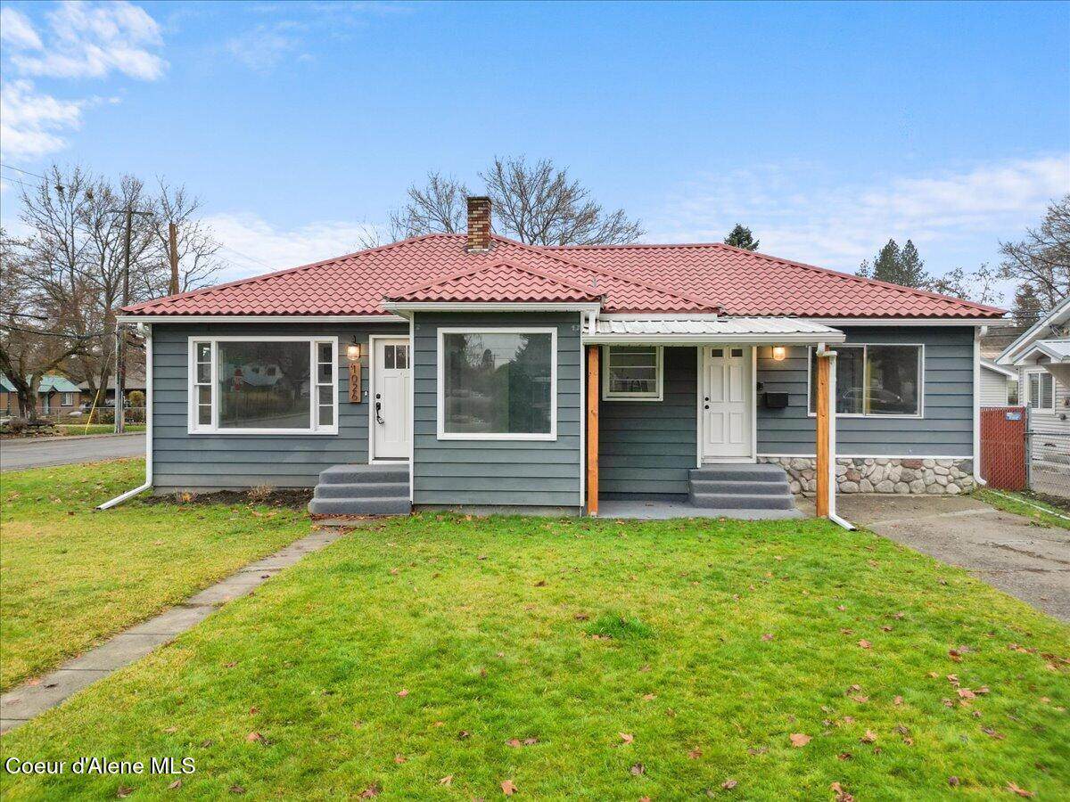 1026 Garden Ave - Photo 1