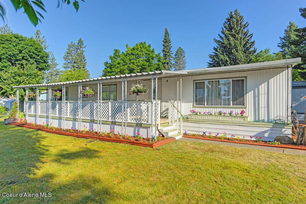 8467 Hayden Pines Way - Photo 1