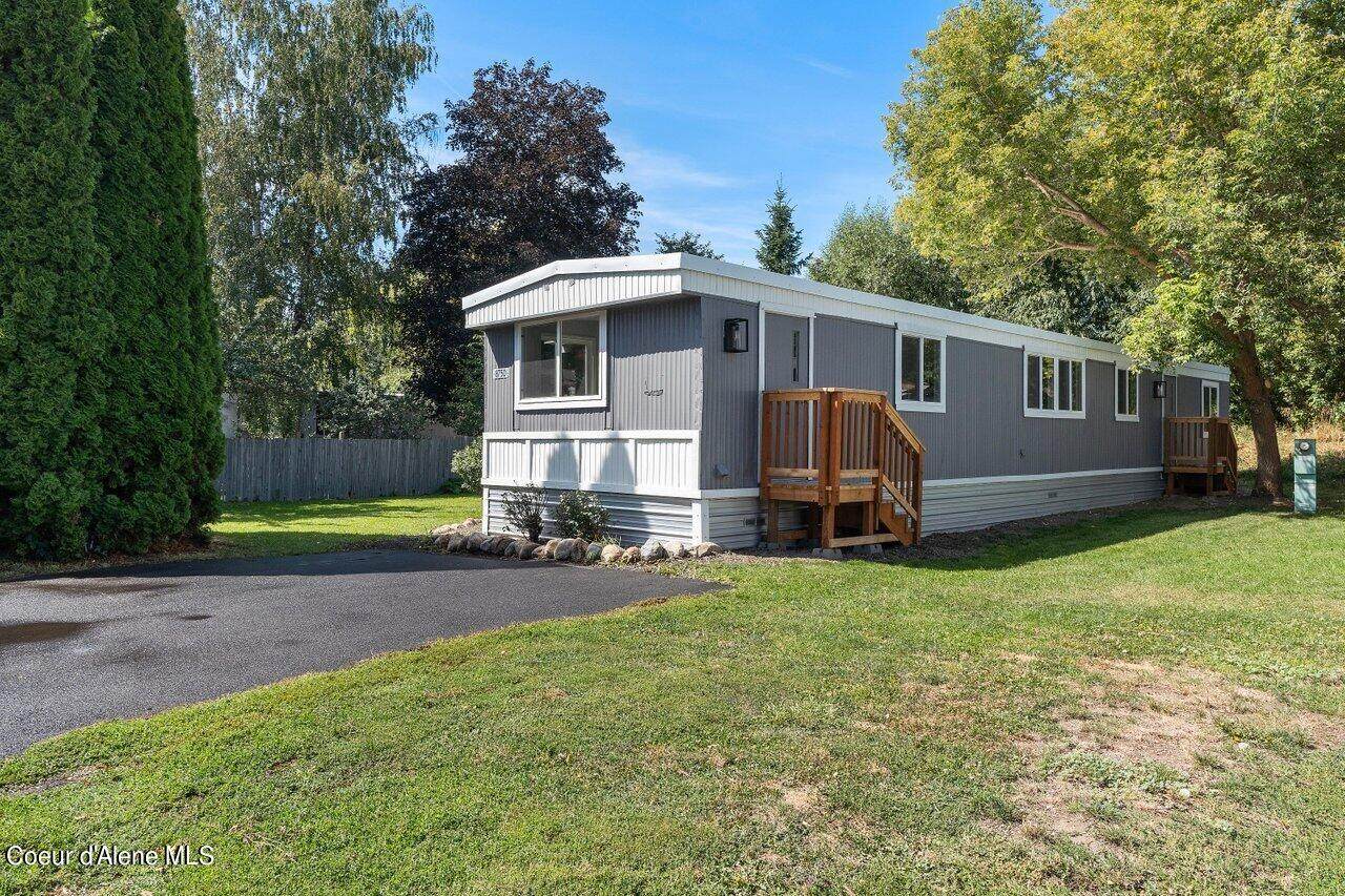 8750 Meadow Brook Circle - Photo 1