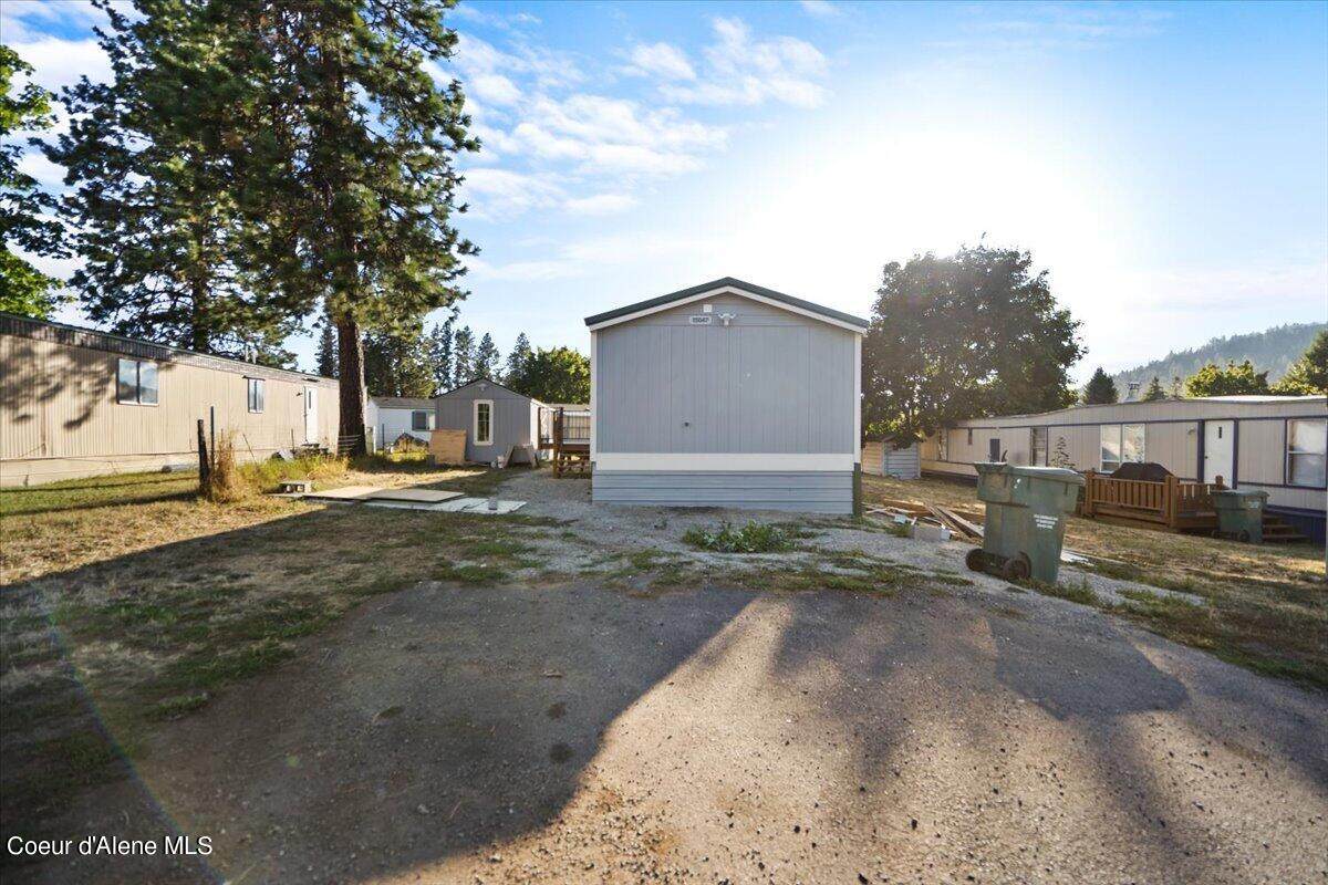 15047 Coeur D Alene St - Photo 1