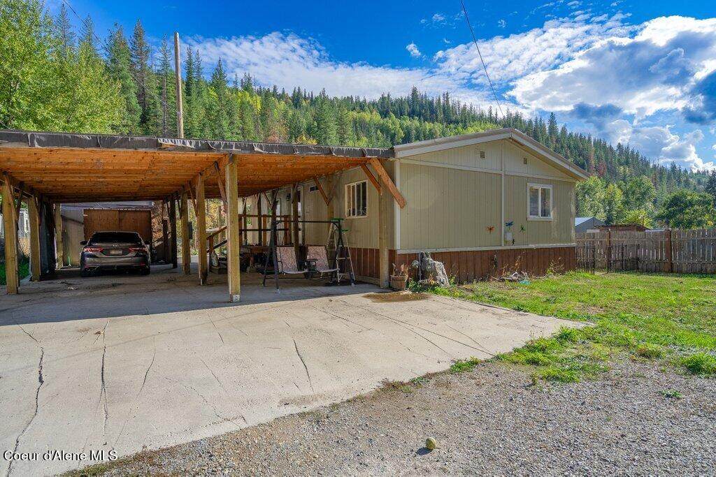 930 Moon Gulch Rd - Photo 1