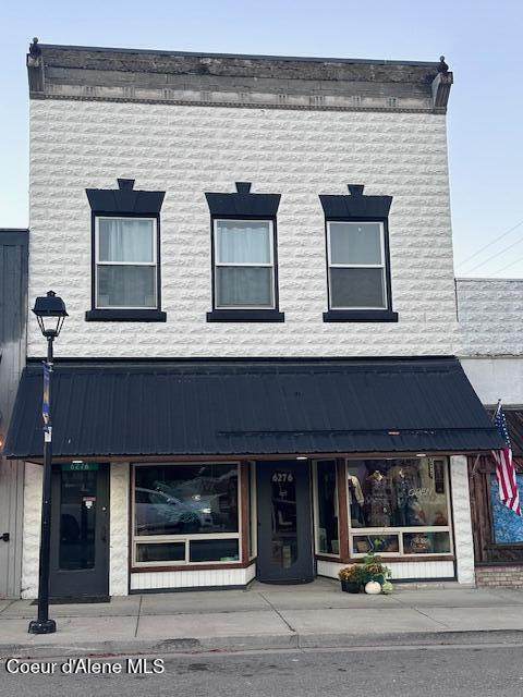 6276 Maine St - Photo 1