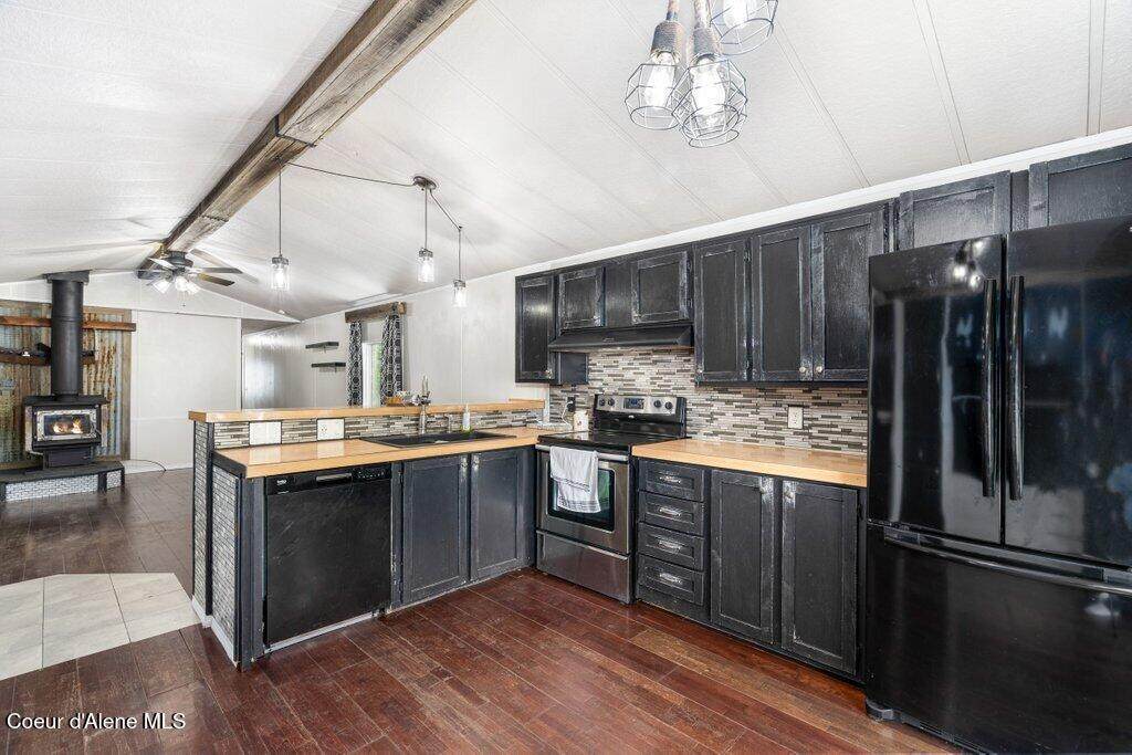1952 12TH Ave - Photo 1