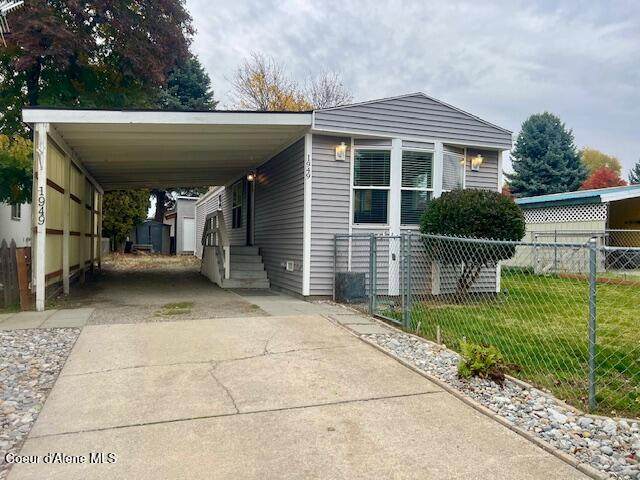 1949 Dartmouth Circle - Photo 1