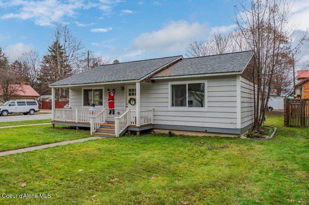 522 Boyer Ave - Photo 1