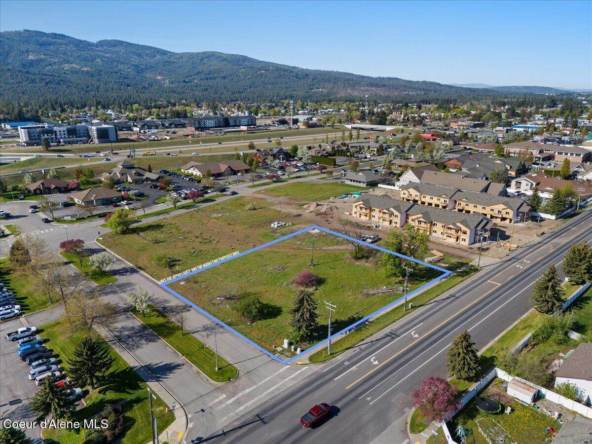 1180 Mullan Ave - Photo 1